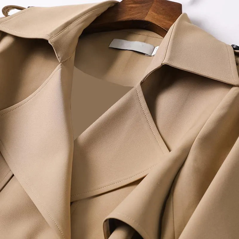 Aurora™ I The fashionable trench coat